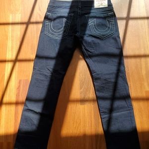 True Religion 34x32 Slim straight cut jeans